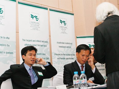 Quỹ “chắc dạ” với cổ phiếu lớn